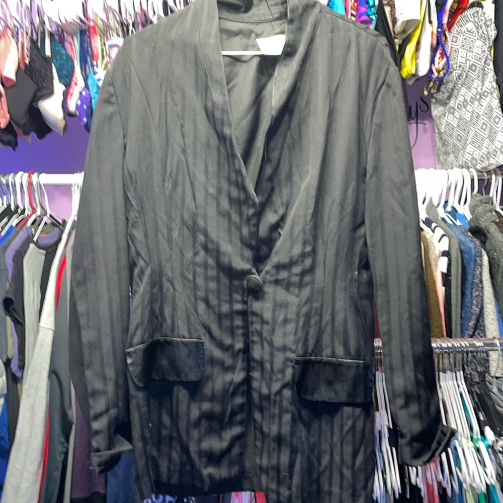 TWO ROADS Black hospitality work wear pants and jacket kitchen chef resort